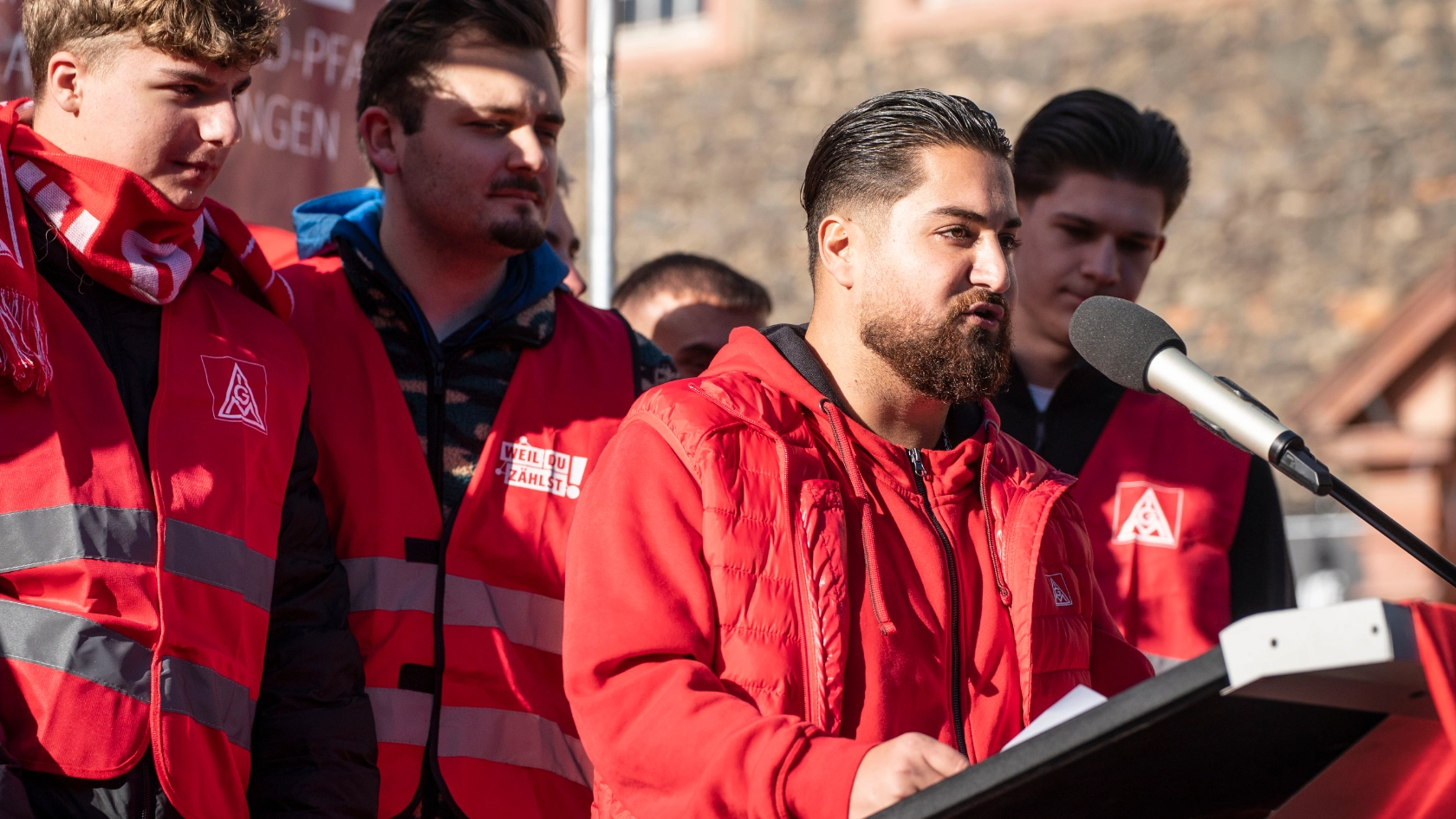 Tarifverhandlungen 2. Runde Bezirk Mitte in Hanau am 28.10.2026.