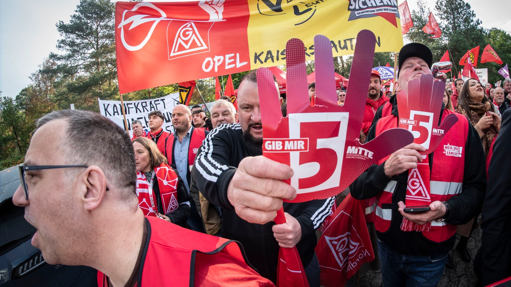 Tarifauftakt Metall-und Elektroindustrie in Frankfurt