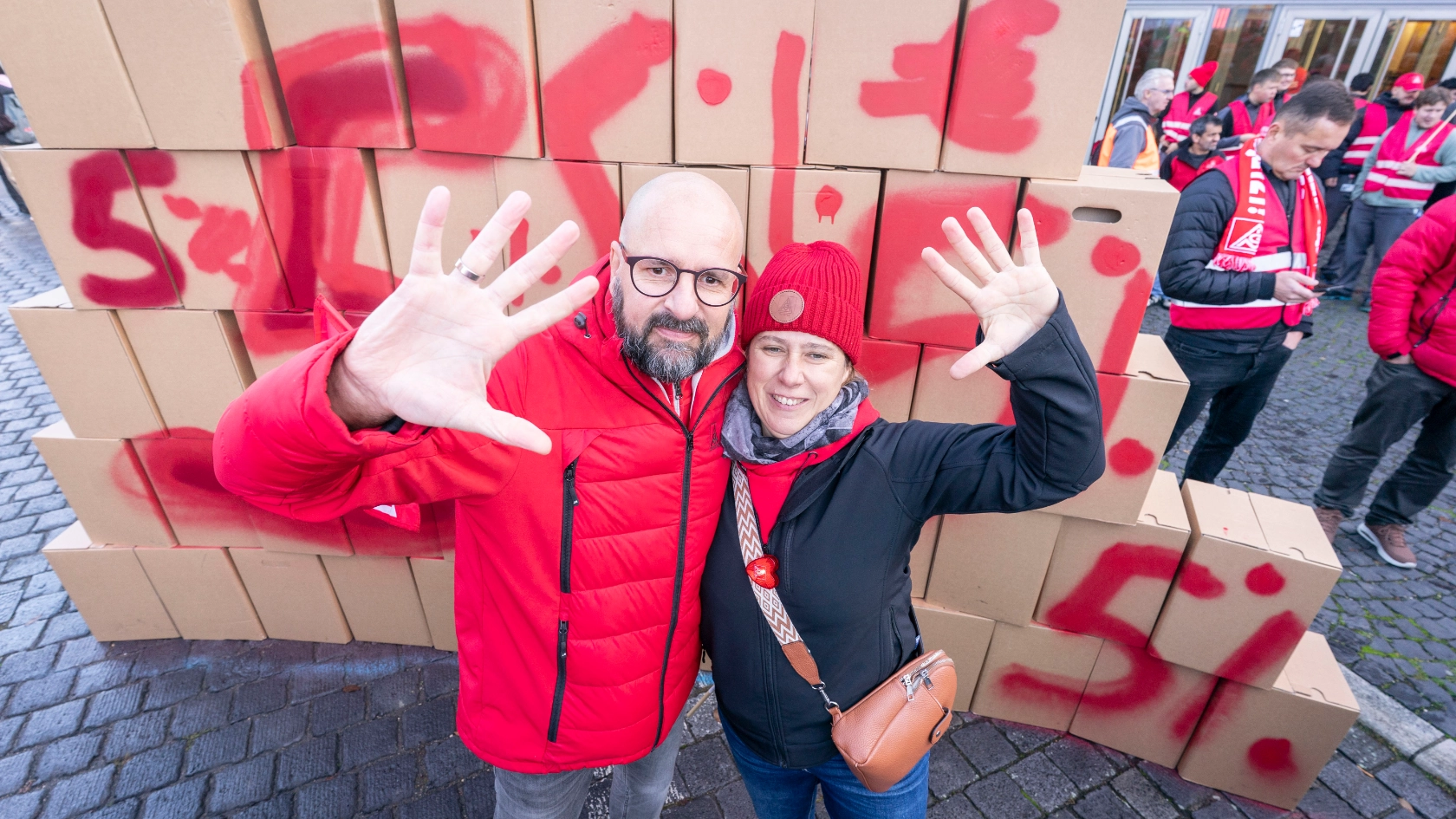Tarifverhandlungen 2. Runde Bezirk Mitte in Hanau am 28.10.2026.