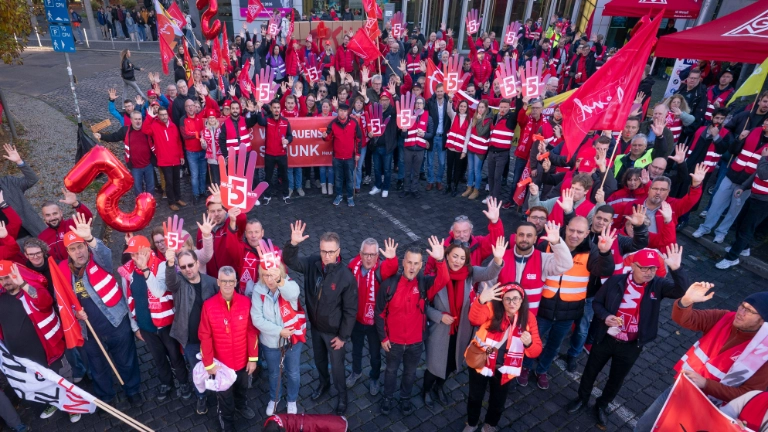 Tarifverhandlungen 2. Runde Bezirk Mitte in Hanau am 28.10.2026.