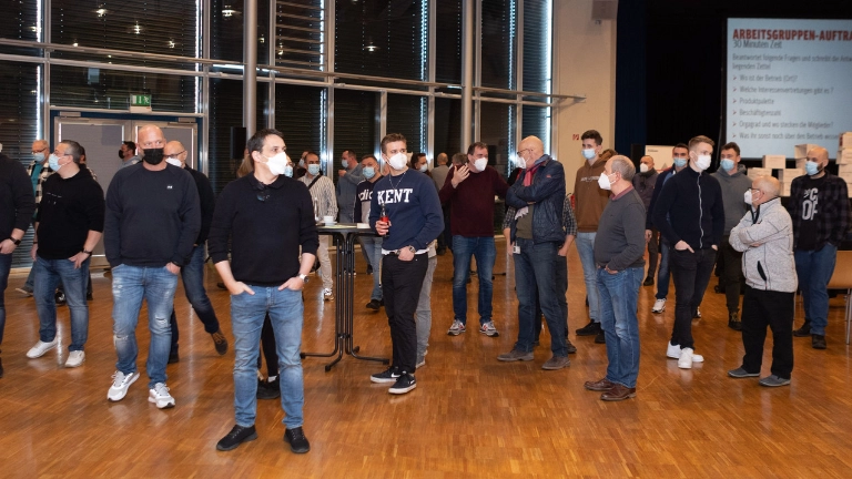 Kick-Off mit Druck (Lu-Ft) in die Zukunft