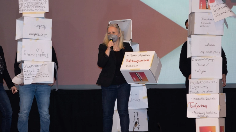Kick-Off mit Druck (Lu-Ft) in die Zukunft