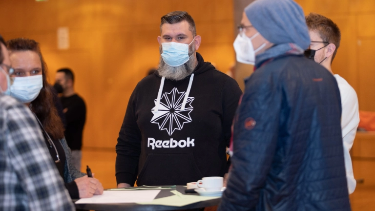 Kick-Off mit Druck (Lu-Ft) in die Zukunft